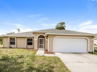 16 NE 20th Ct, Cape Coral, FL 33909