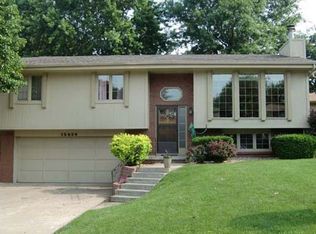 15939 Martha Cir, Omaha, NE 68130