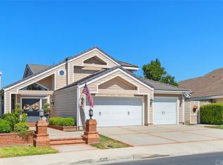 28821 Walnut Grv, Mission Viejo, CA 92692