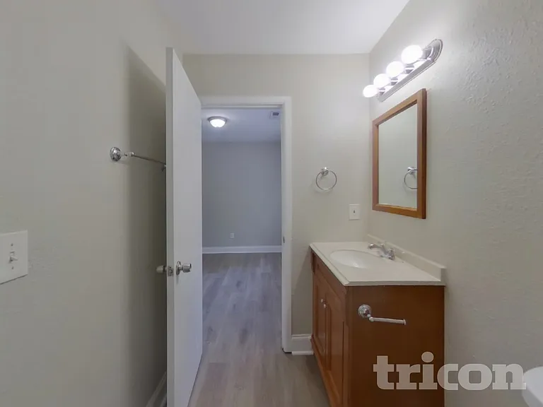 5911 Leatherwood Ln — Photo 14