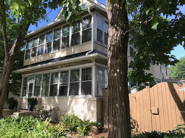 809 University Ave NE #2 — Photo 12