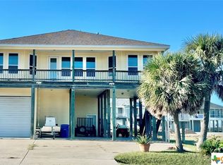 91 Kingfisher St, Pt O Connor, TX 77982