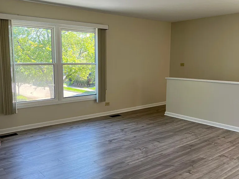 2748 Weeping Willow Dr — Photo 7