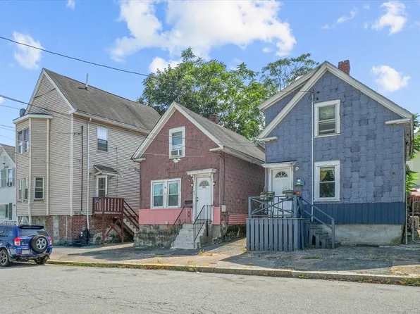 58-58 Railroad St #64, Lawrence, MA 01841