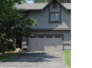 6694 Kara Dr, Eden Prairie, MN 55346
