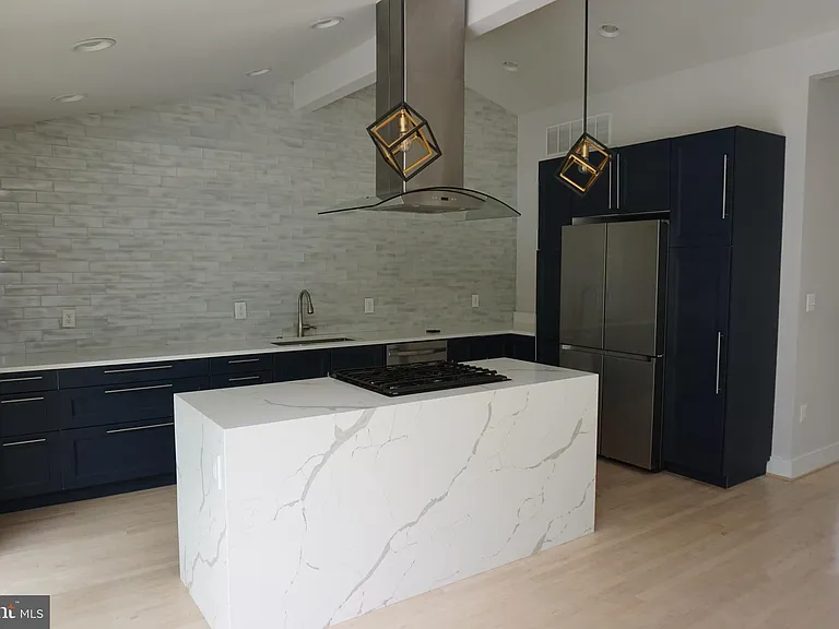 444 Garrison Forest Rd — Photo 4