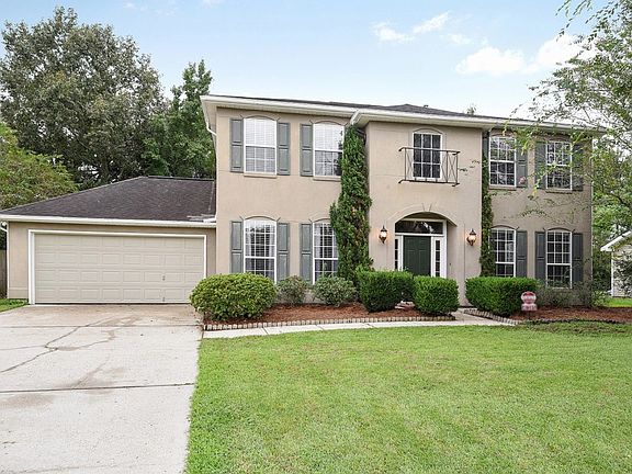 4th image of 41385 Tulip Hill Ave