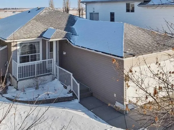 63 W Anaheim Cres NE, Calgary, AB T1Y 7B8