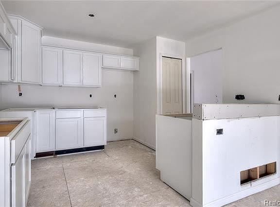 5th image of 1885 N Kenwyck Dr