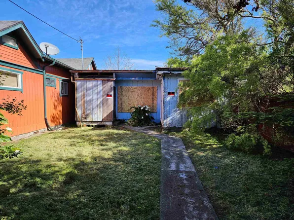 752 Pacific Ave, Crescent City, CA 95531