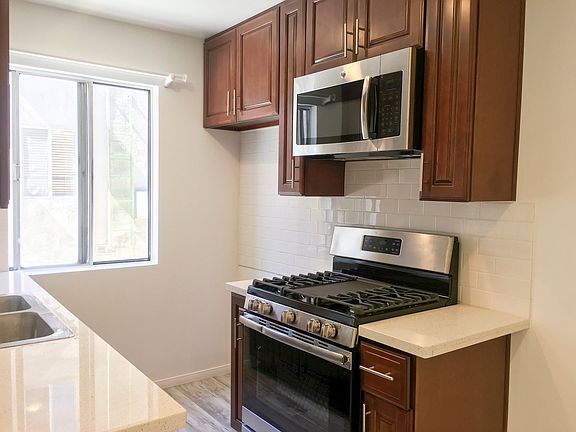 4th image of 130 San Pascual Ave APT 2