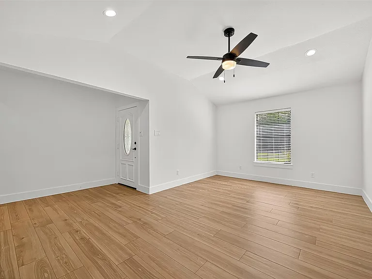 11507 Oak Valley Dr — Photo 9