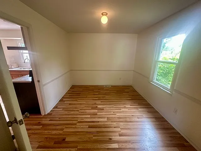 5404 Knollwood Rd — Photo 7