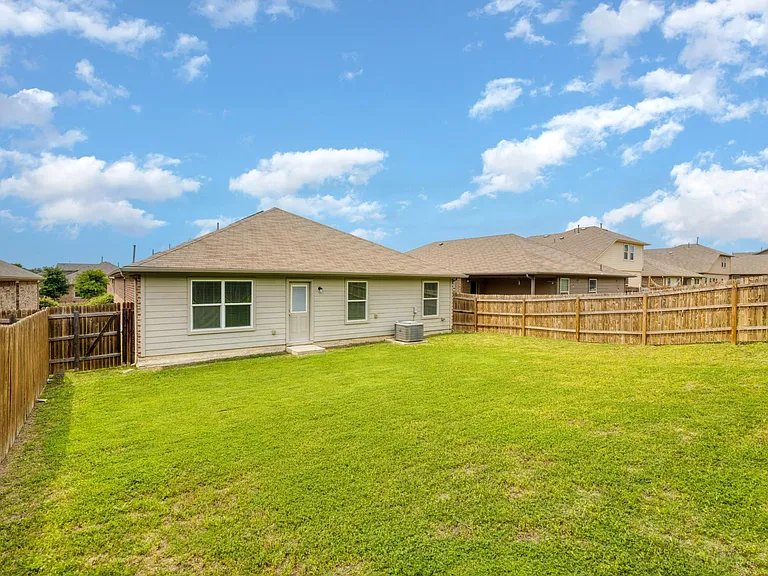 11301 Dawes Pl — Photo 24