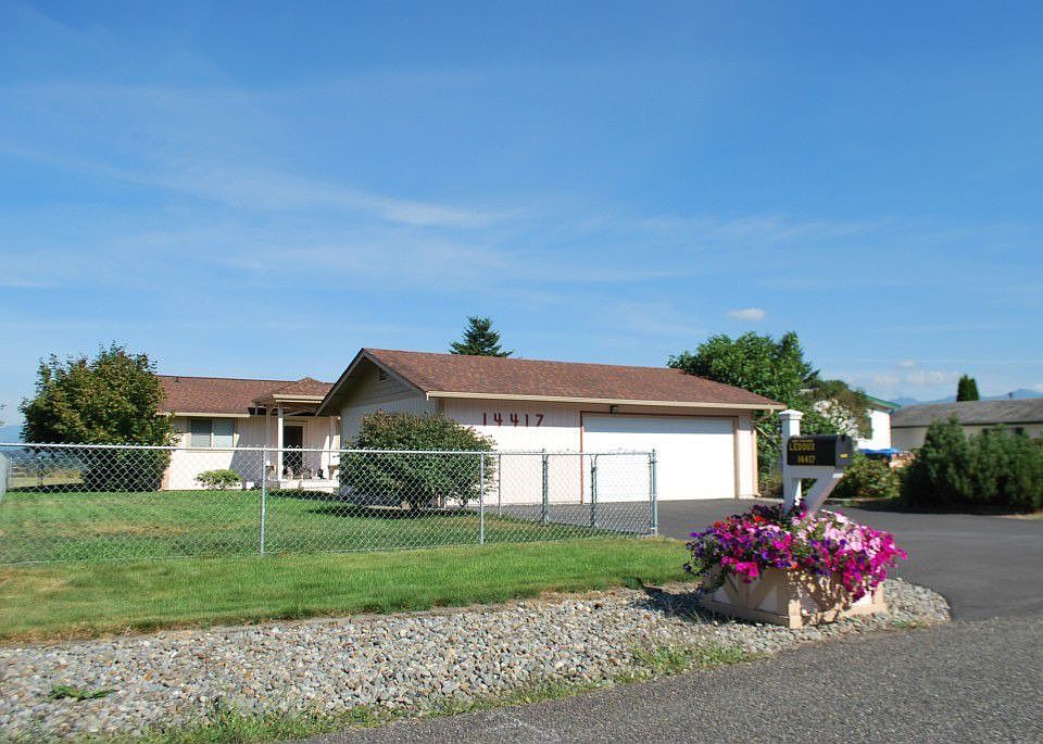 1st image of 14417 Greenbelt Dr E