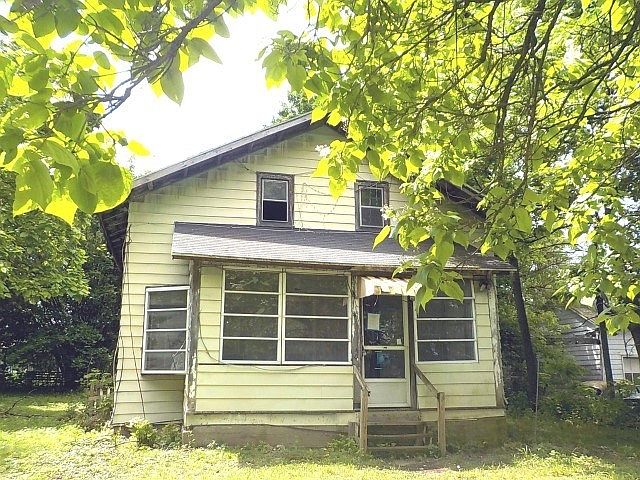 1st image of 1140 N Main St