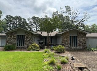 221 Barker St, Lonoke, AR 72086