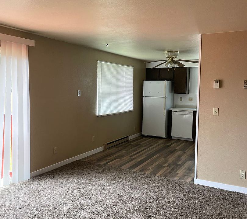 1st image of 260 Shoshone Ave #D