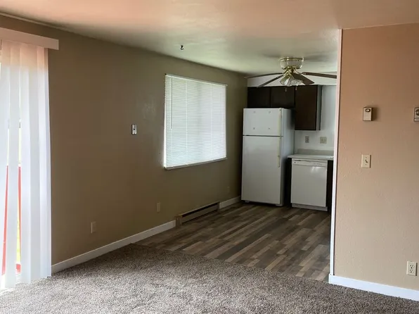 260 Shoshone, 260 Shoshone Ave #D, Green River, WY 82935