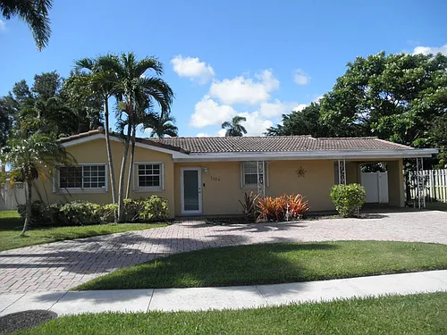 1154 W Camino Real Photo 1
