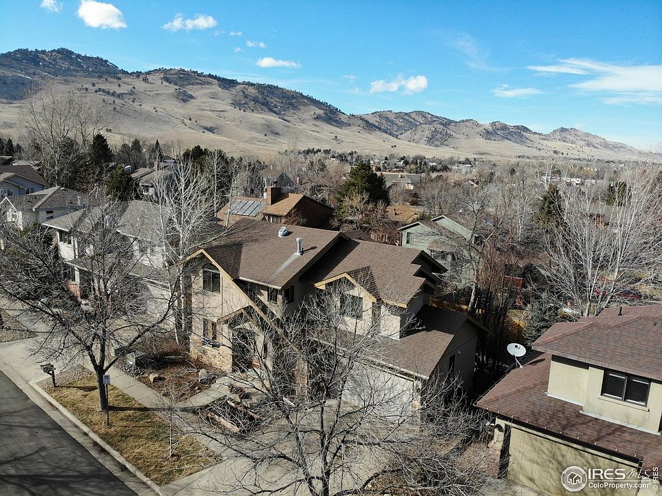 2nd image of 943 Poplar Pl