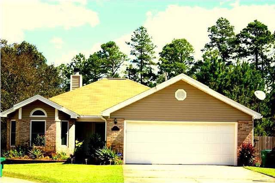 1st image of 1213 Charleston Cir