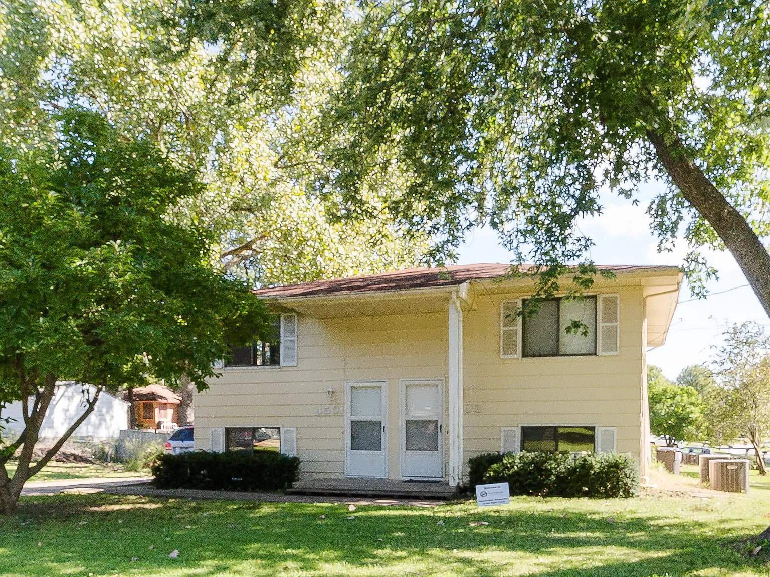 4501 S Union St — Photo 1