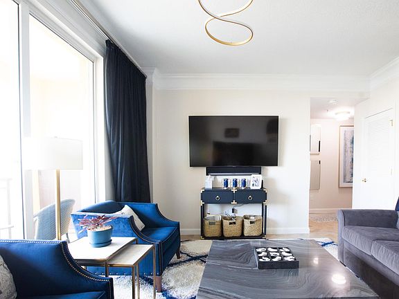 2nd image of 345 Bayshore Blvd APT 1212