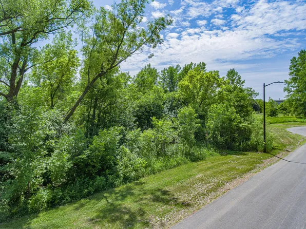 485 Oak Ln, Norwood Young America, MN 55397