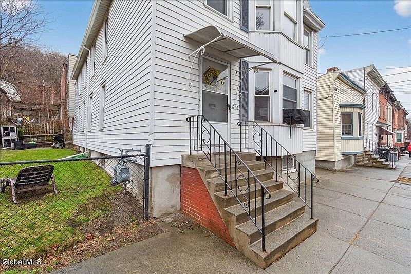 5th image of 1266 5th Avenue