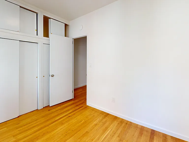 417 E 65th St #20 — Photo 10