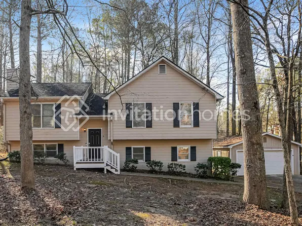 462 Oak Landing Cir, Douglasville, GA 30134