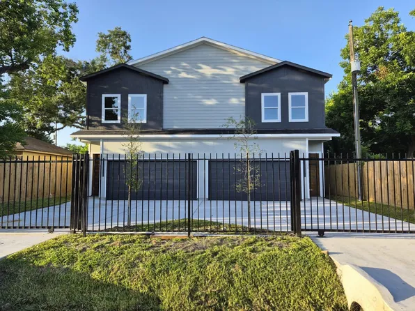 3510 Grassmere St #A/b, Houston, TX 77051