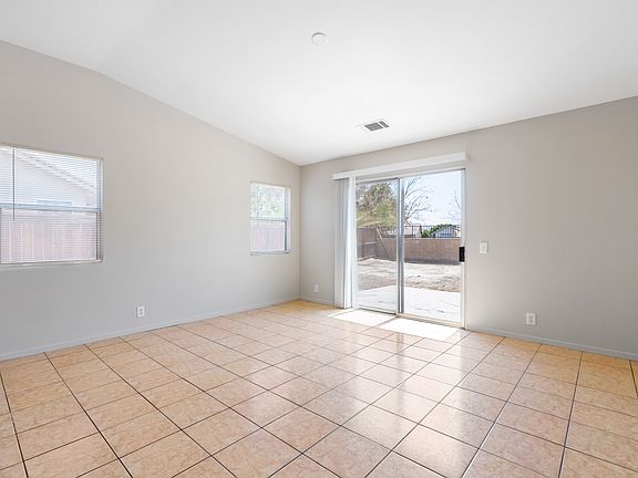 4th image of 50050 Mazatlan Dr