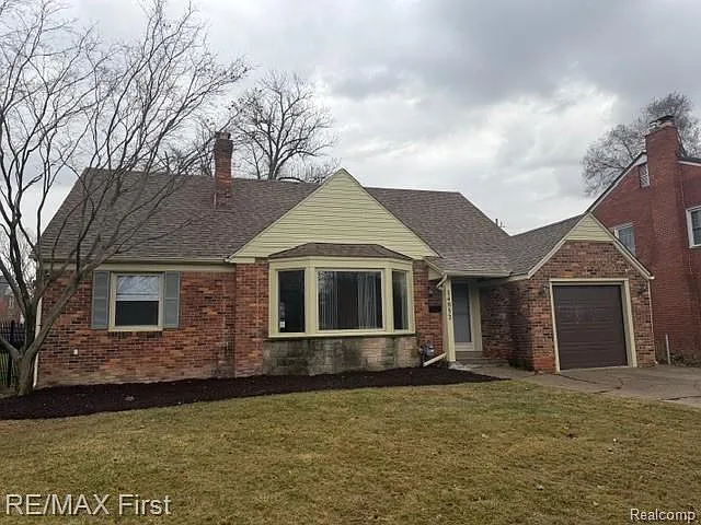 14852 Warwick St photo 1