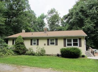 142 Keller Rd, Fleetwood, PA 19522