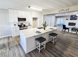 3625 Weiss Ln, Chesapeake, VA 23323