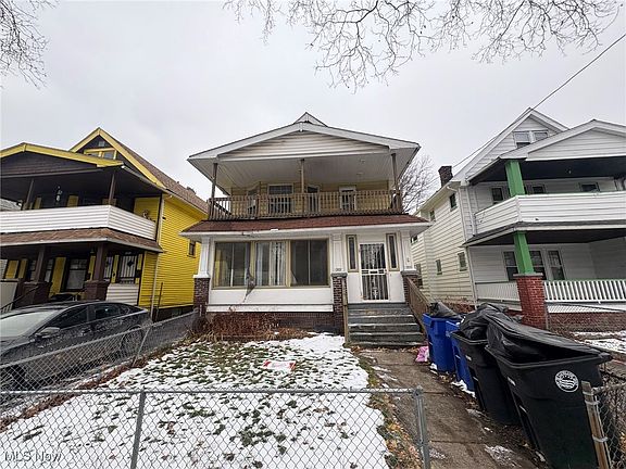 2nd image of 12633 Edmonton Ave