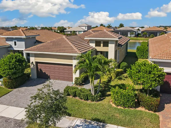 9214 SW Michele Way, Port St Lucie, FL 34987