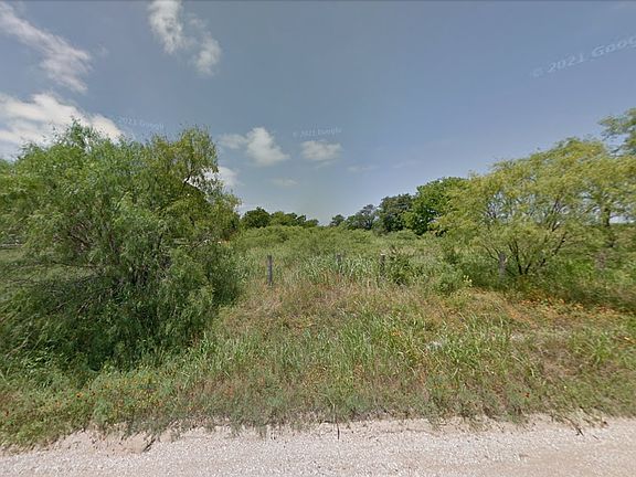 2nd image of 270 Tenney Creek Rd