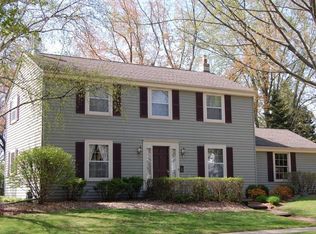 N96W6601 Aspen St, Cedarburg, WI 53012