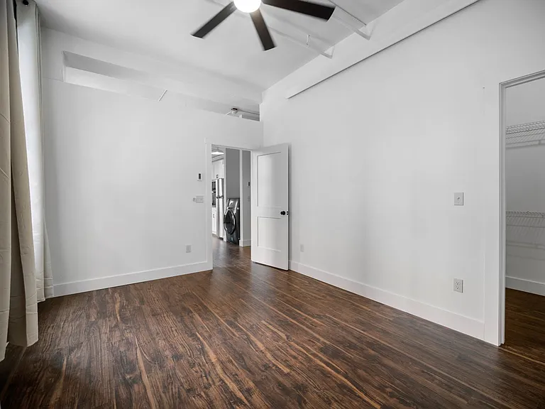 7 S Howard St — Photo 19