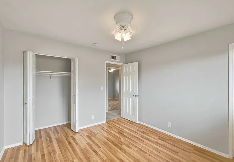 1224 E 9th Ave — Photo 25