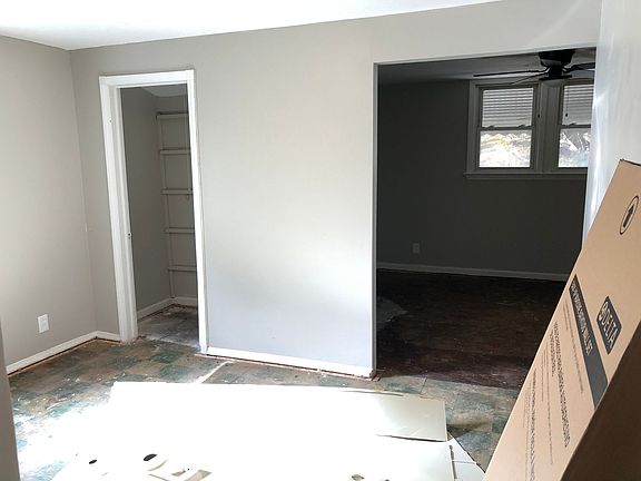 2nd image of 4929 E 90th St