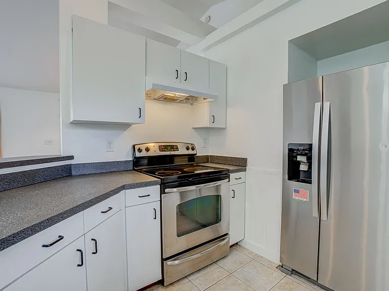 942 Whisler Ct — Photo 13
