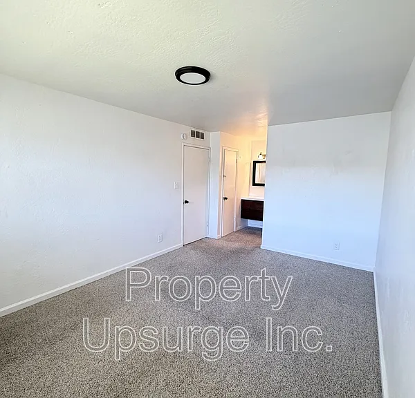 The Estate — Photo 35