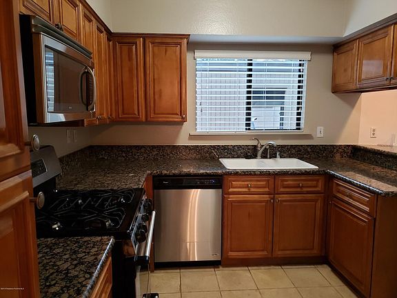 5th image of 334 N Orange Grove Blvd