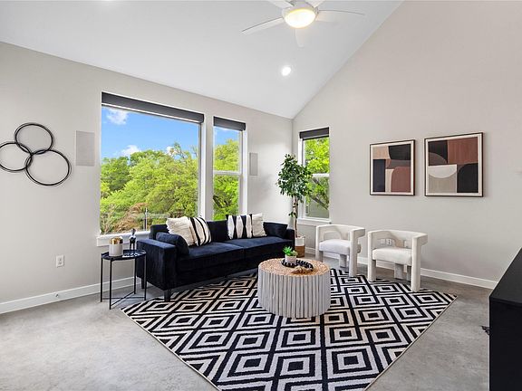 3rd image of 3001 Del Curto Rd Unit 35