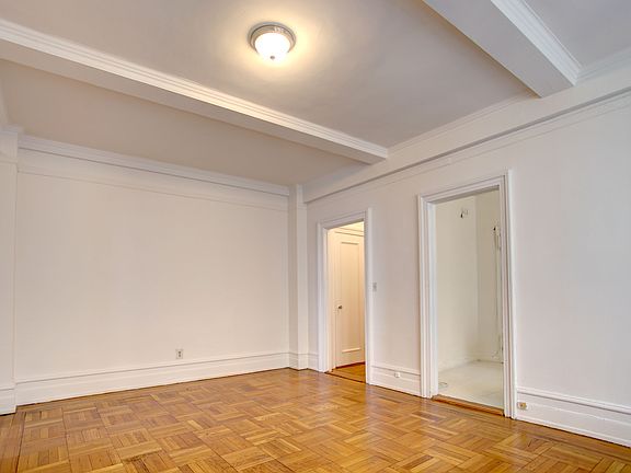 2nd image of 315 W 102nd St APT 7D
