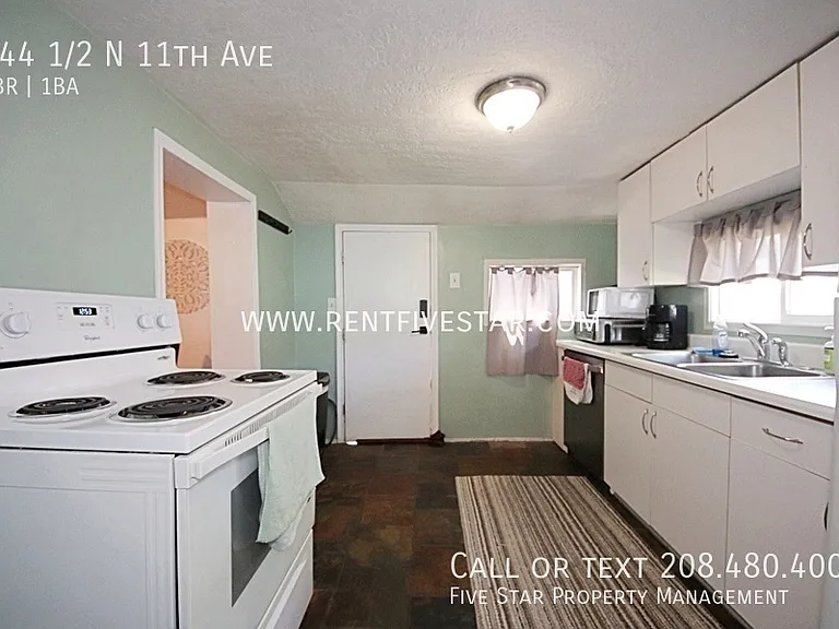 744 1/2 N 11th Ave — Photo 5